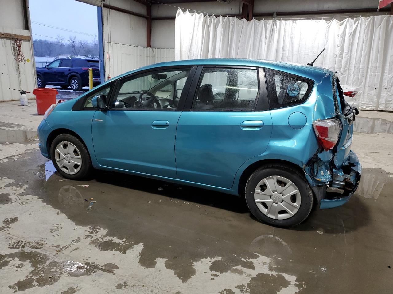 2013 HONDA FIT - Фото 2