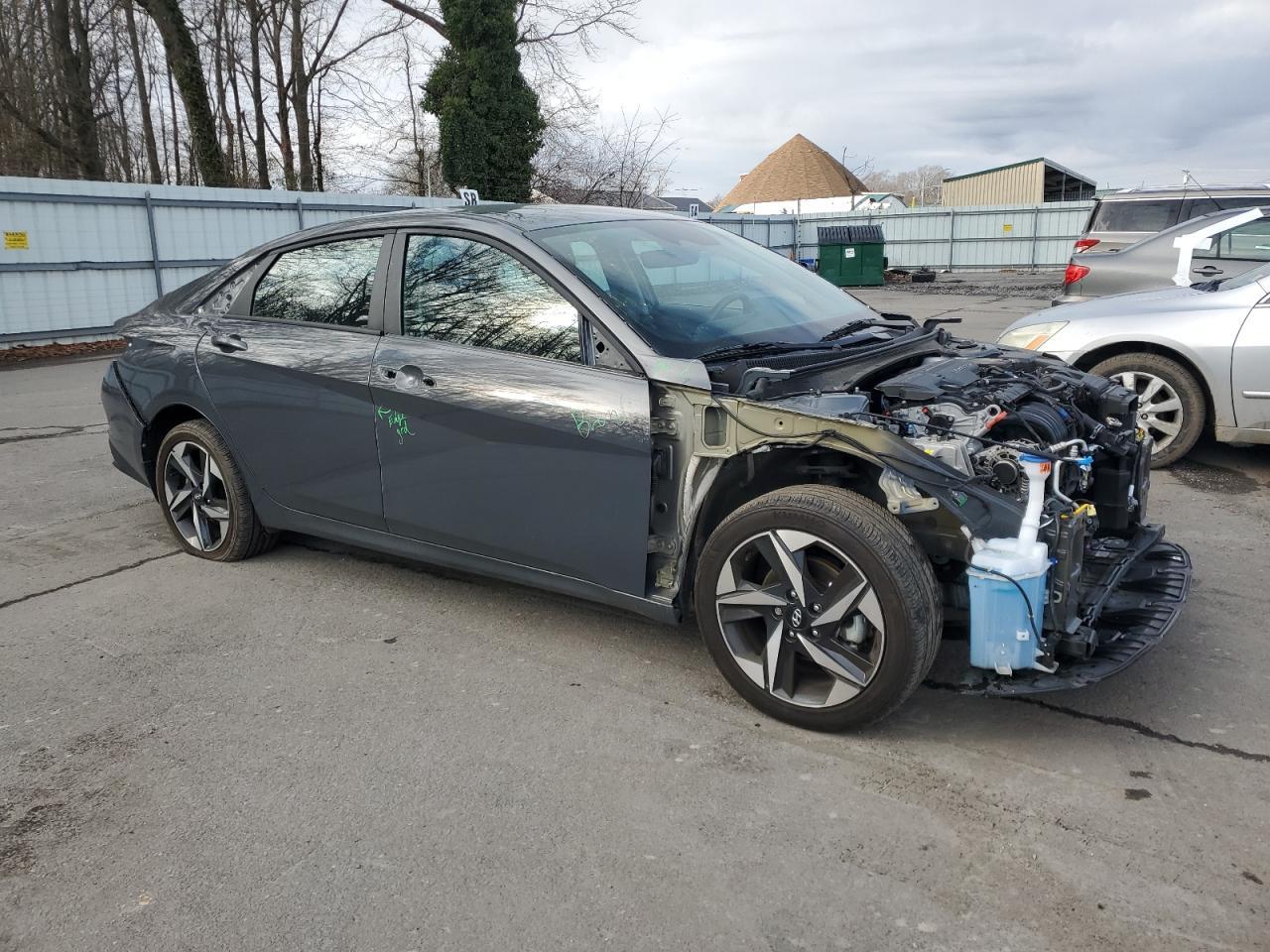 2023 HYUNDAI ELANTRA SE - Фото 4