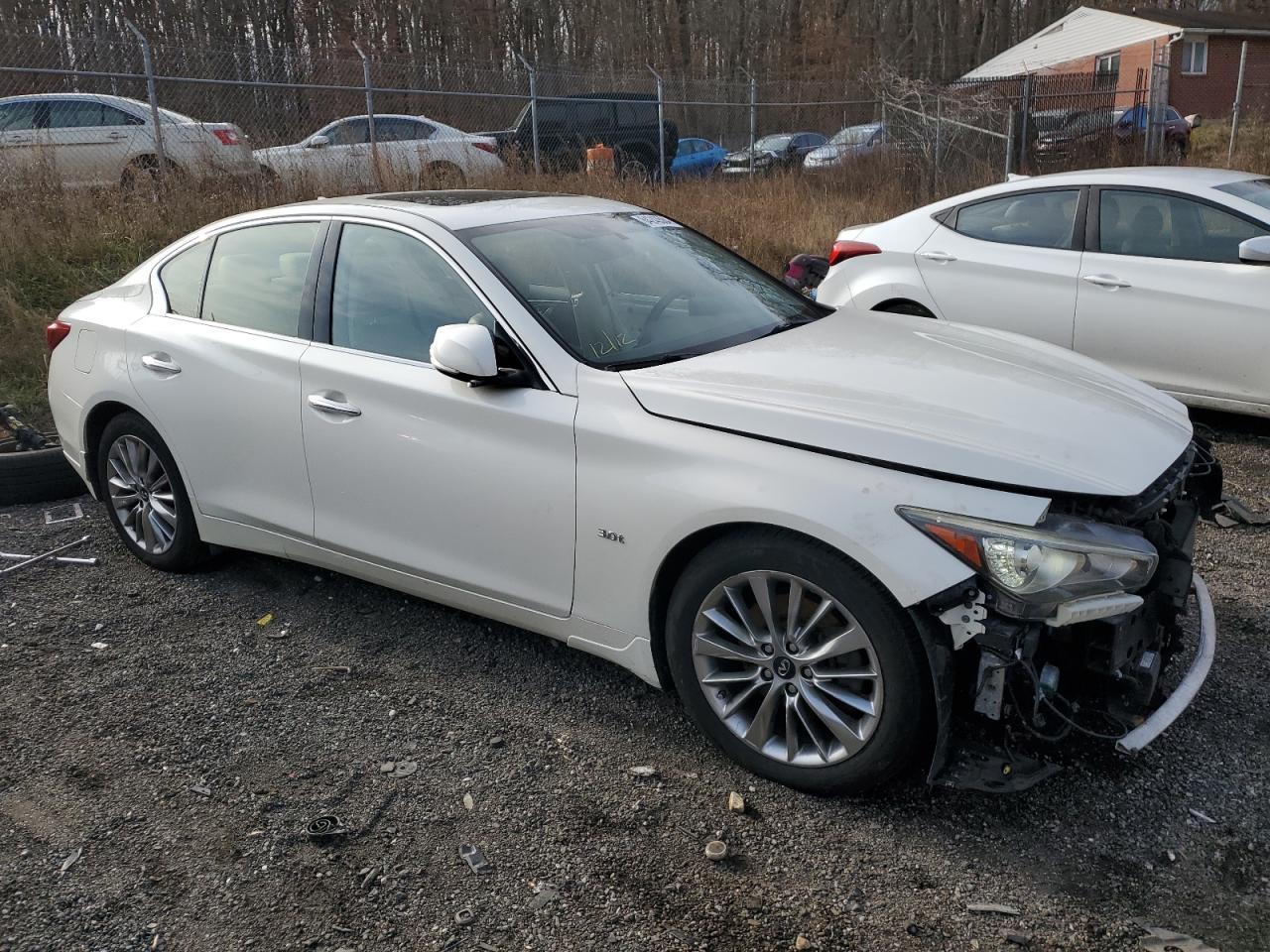 2019 INFINITI Q50 LUXE - Фото 4