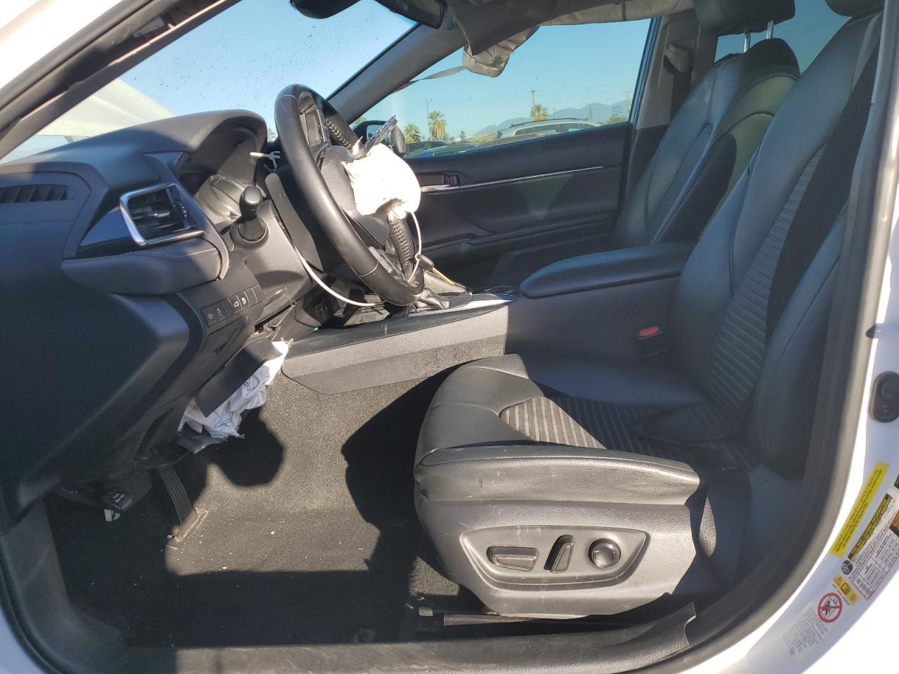 2018 TOYOTA CAMRY L - Image 7