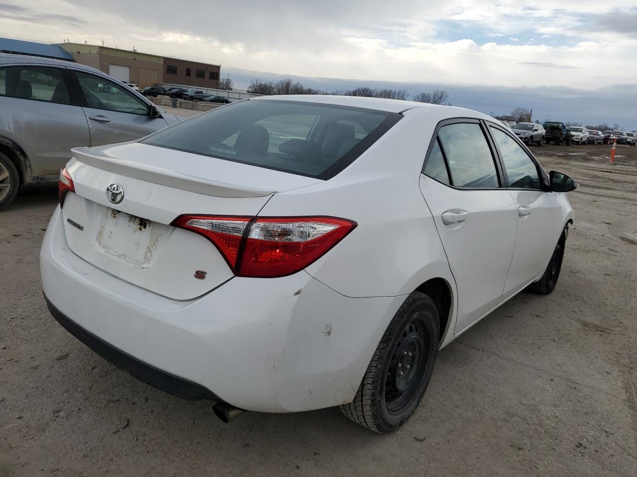 2016 TOYOTA COROLLA L - Фото 3