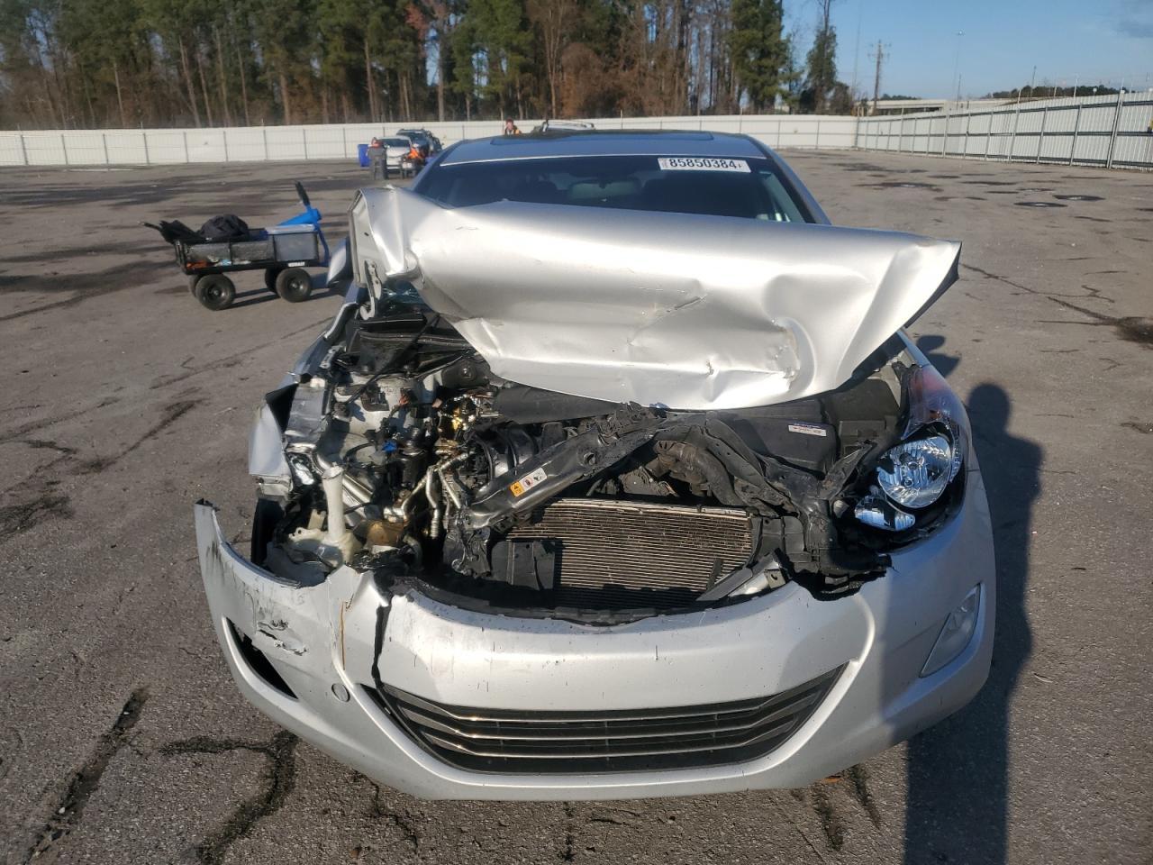 2013 HYUNDAI ELANTRA GL - Image 5