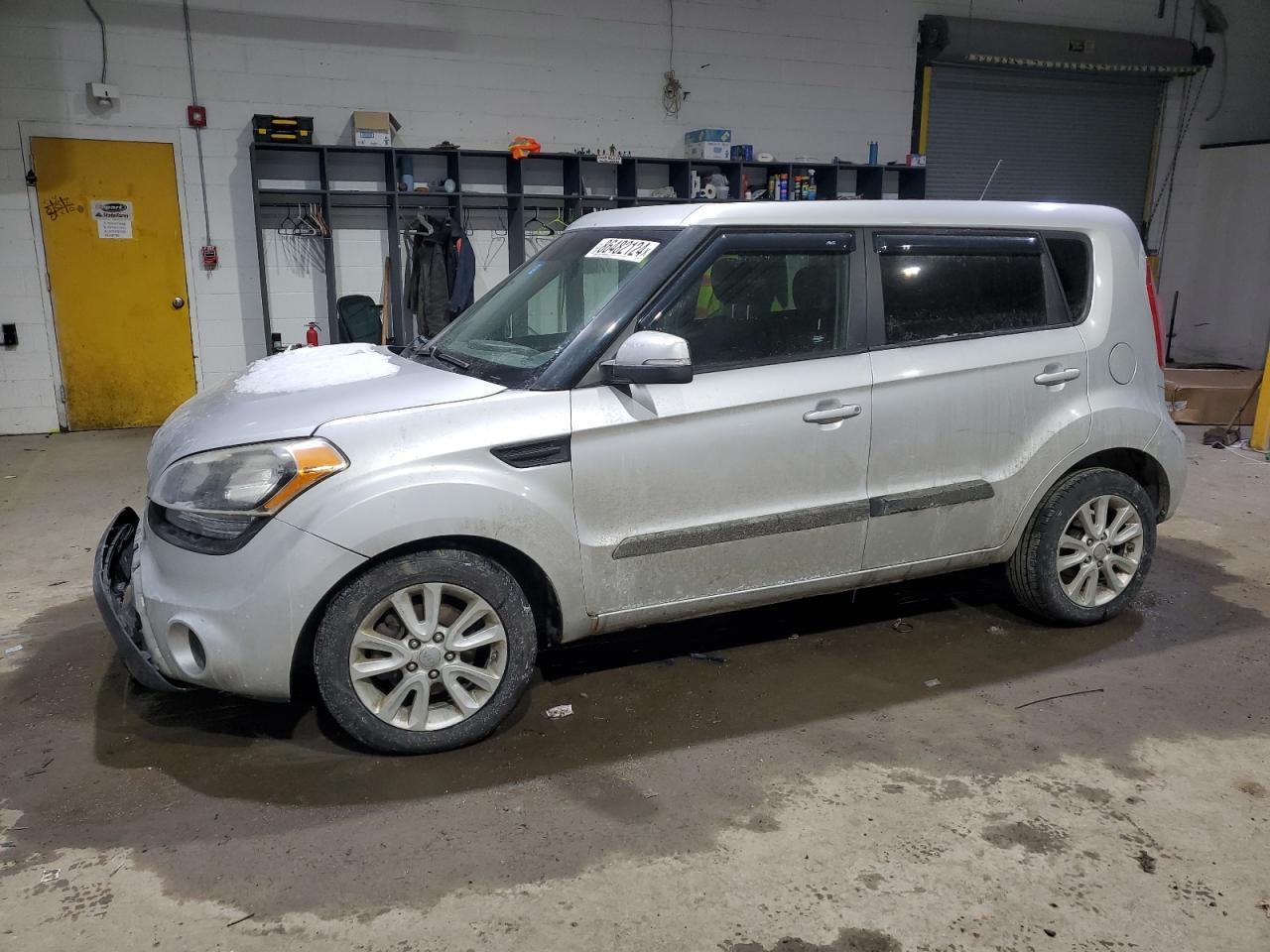 2013 KIA SOUL +