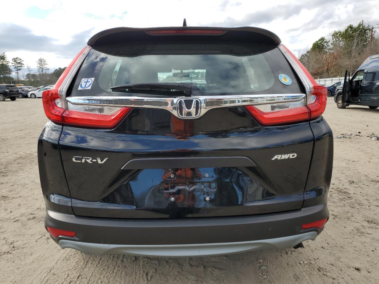 2018 HONDA CR-V LX - Image 6