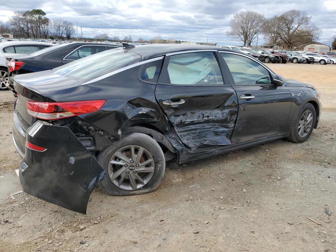 2019 KIA OPTIMA LX - Фото 3