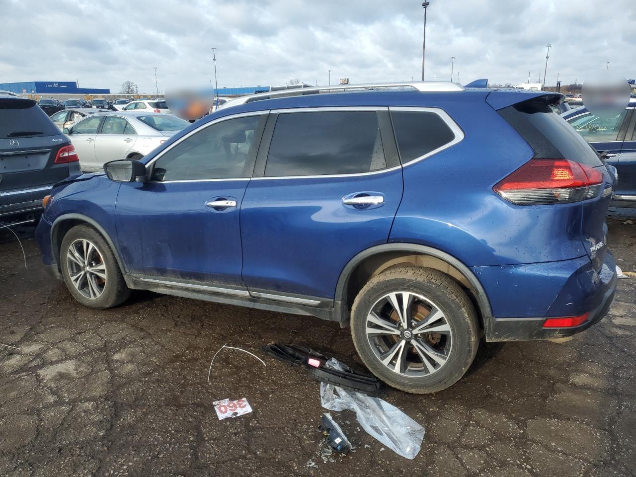 2018 NISSAN ROGUE S - Фото 2