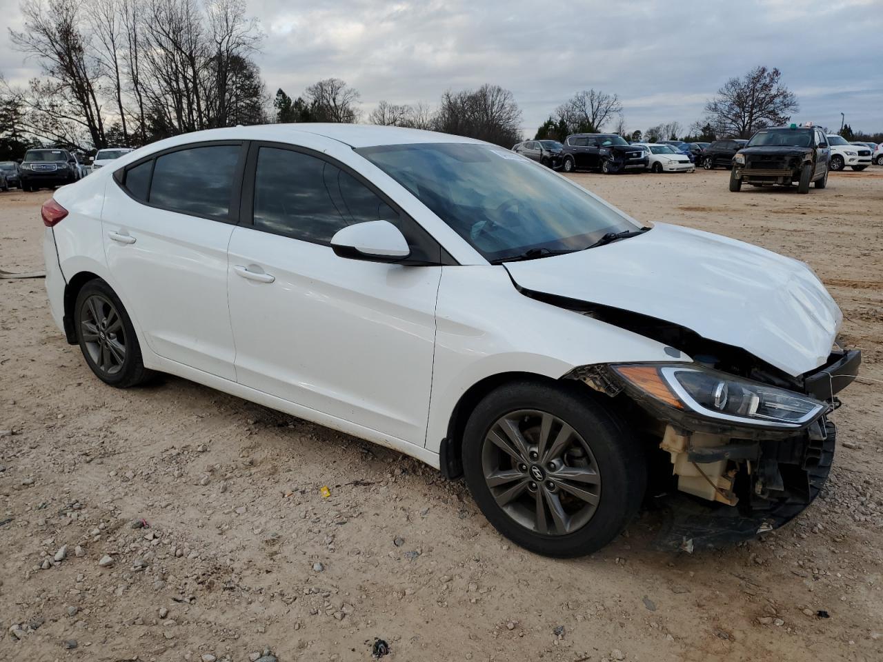 2018 HYUNDAI ELANTRA SE - Image 4