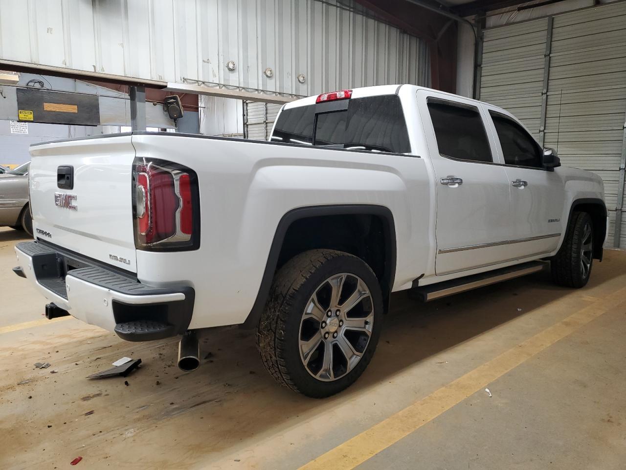 2018 GMC SIERRA K15 - Image 3