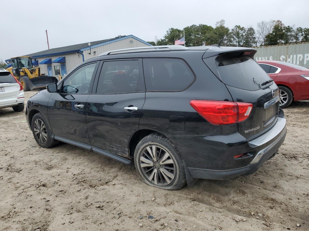 2017 NISSAN PATHFINDER - Image 2