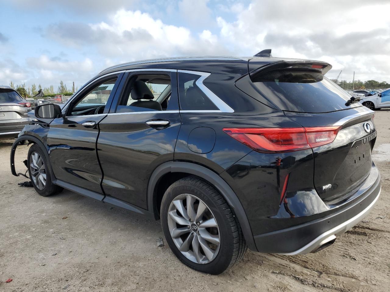 2020 INFINITI QX50 PURE - Image 2
