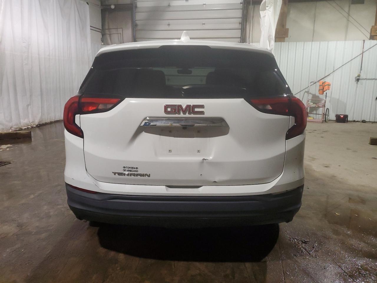 2018 GMC TERRAIN SL - Image 6