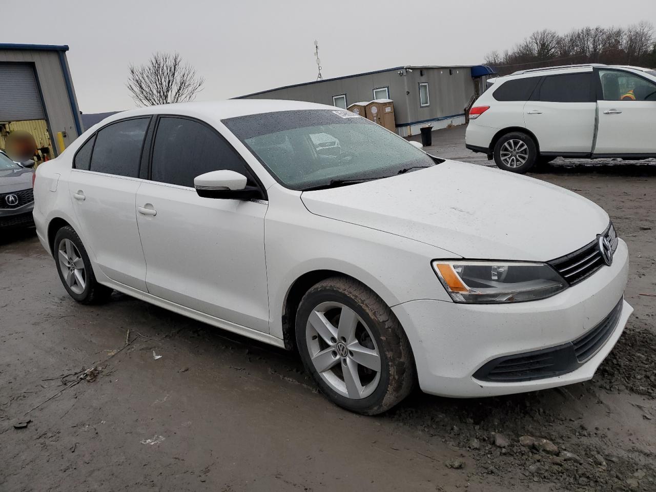 2013 VOLKSWAGEN JETTA TDI - Image 4