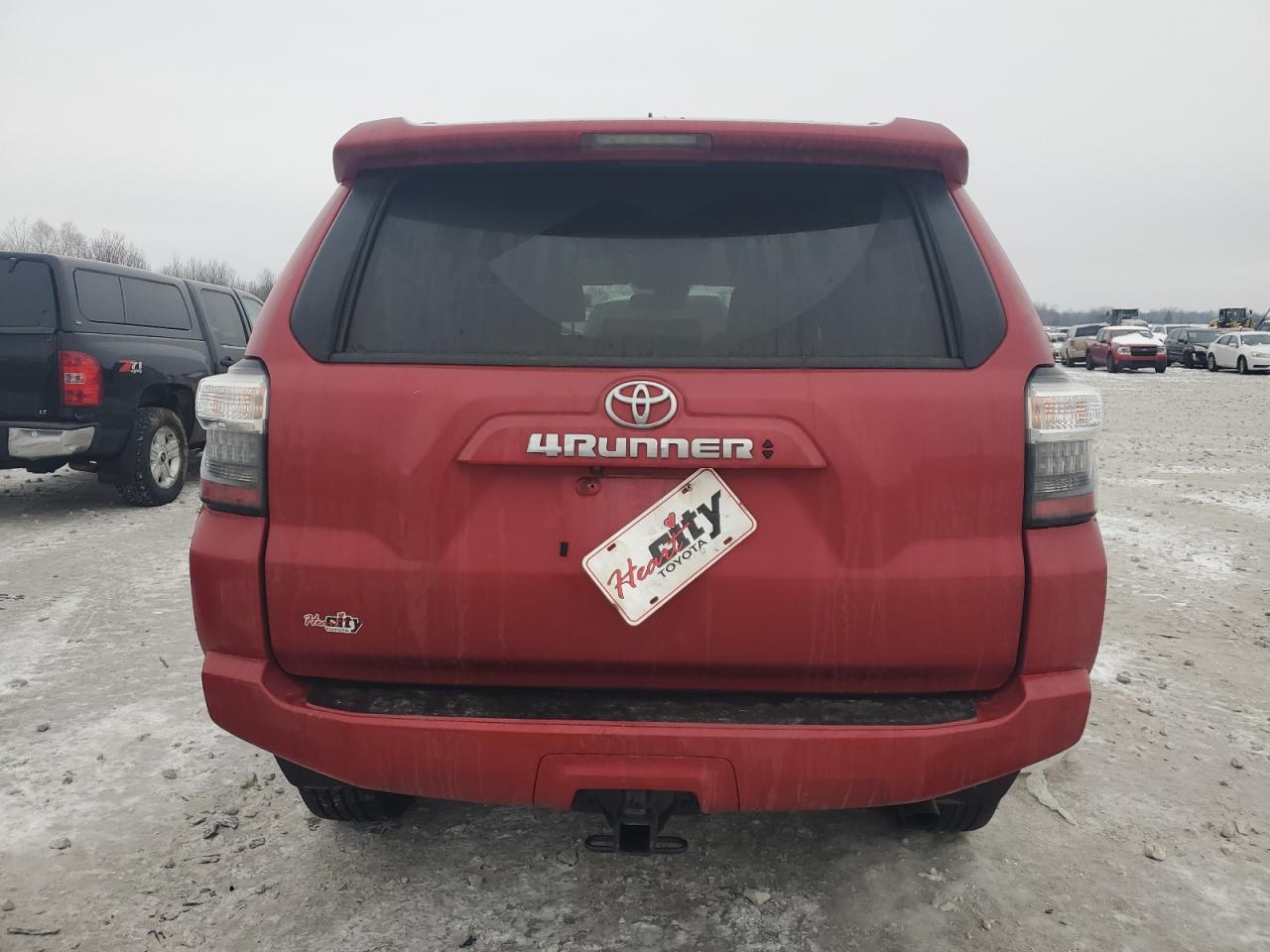 2022 TOYOTA 4RUNNER SR - Image 6