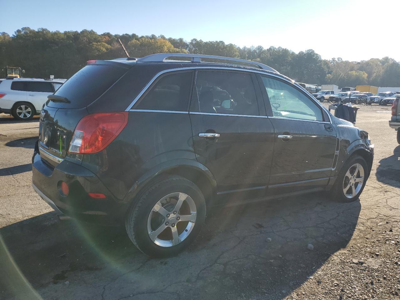 2013 CHEVROLET CAPTIVA LT - Image 3