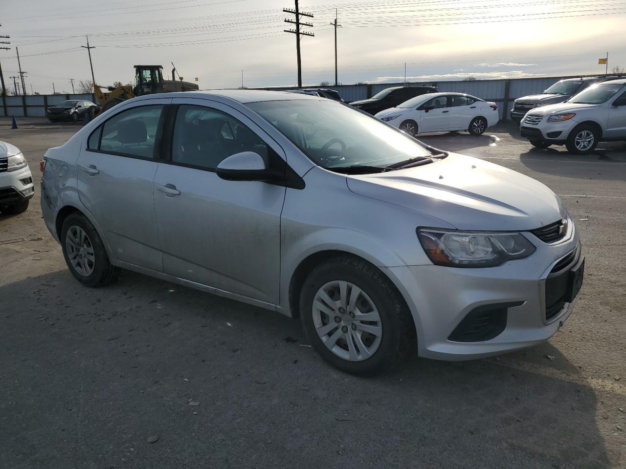 2017 CHEVROLET SONIC LS - Фото 4