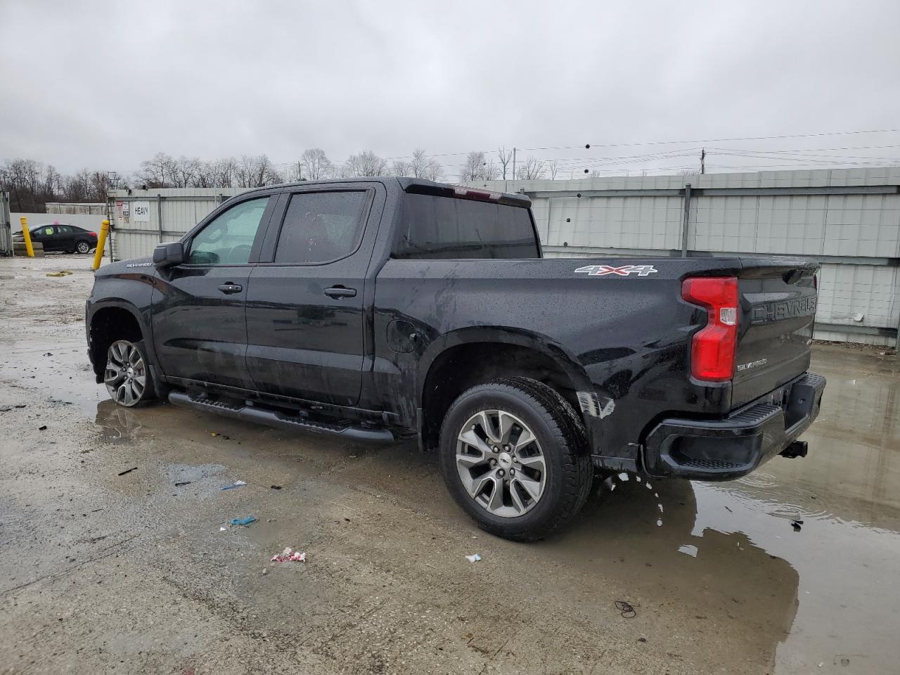 2021 CHEVROLET SILVERADO - Image 2