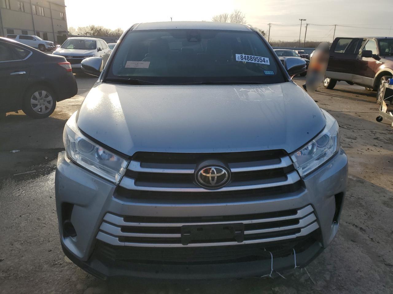 2019 TOYOTA HIGHLANDER - Фото 5