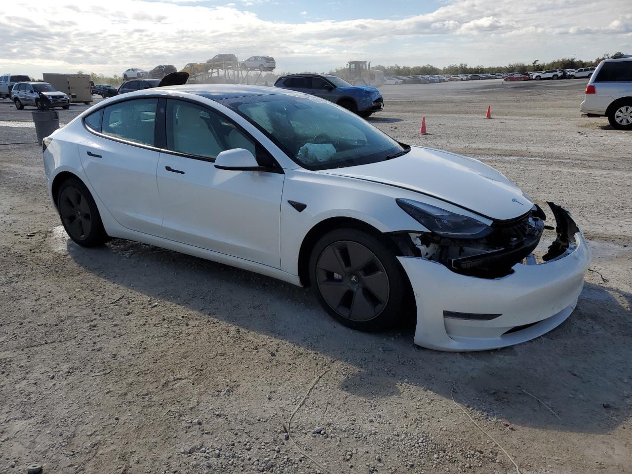 2021 TESLA MODEL 3 - Image 4
