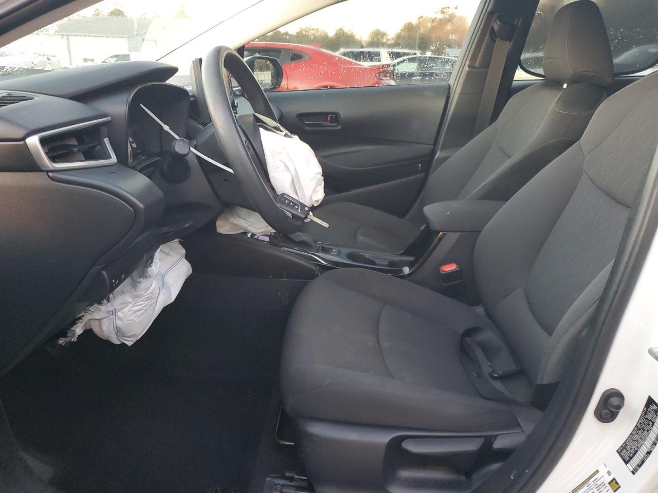 2022 TOYOTA COROLLA LE - Фото 7