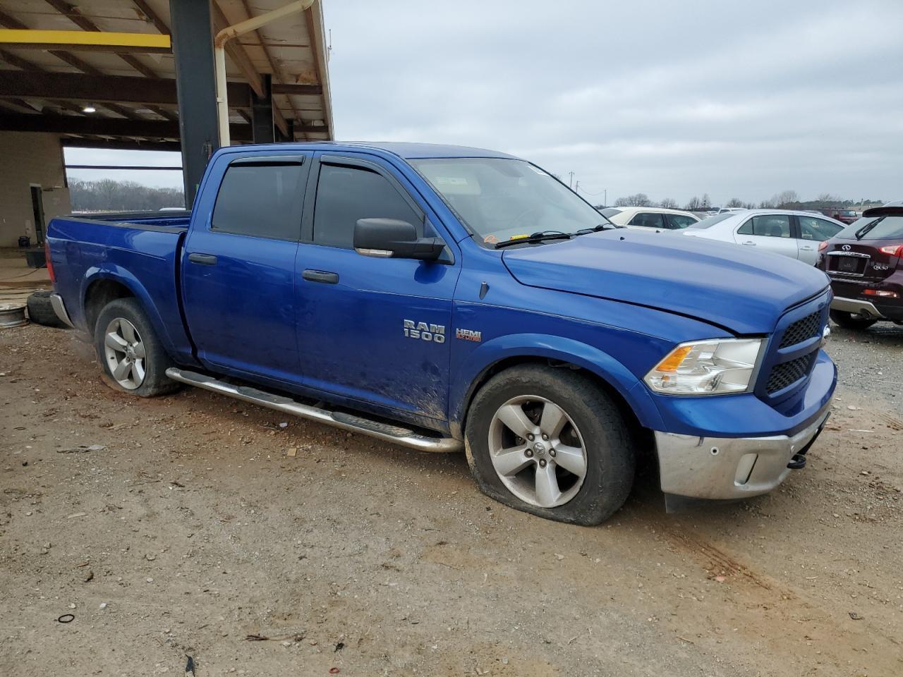 2015 RAM 1500 SLT - Image 4