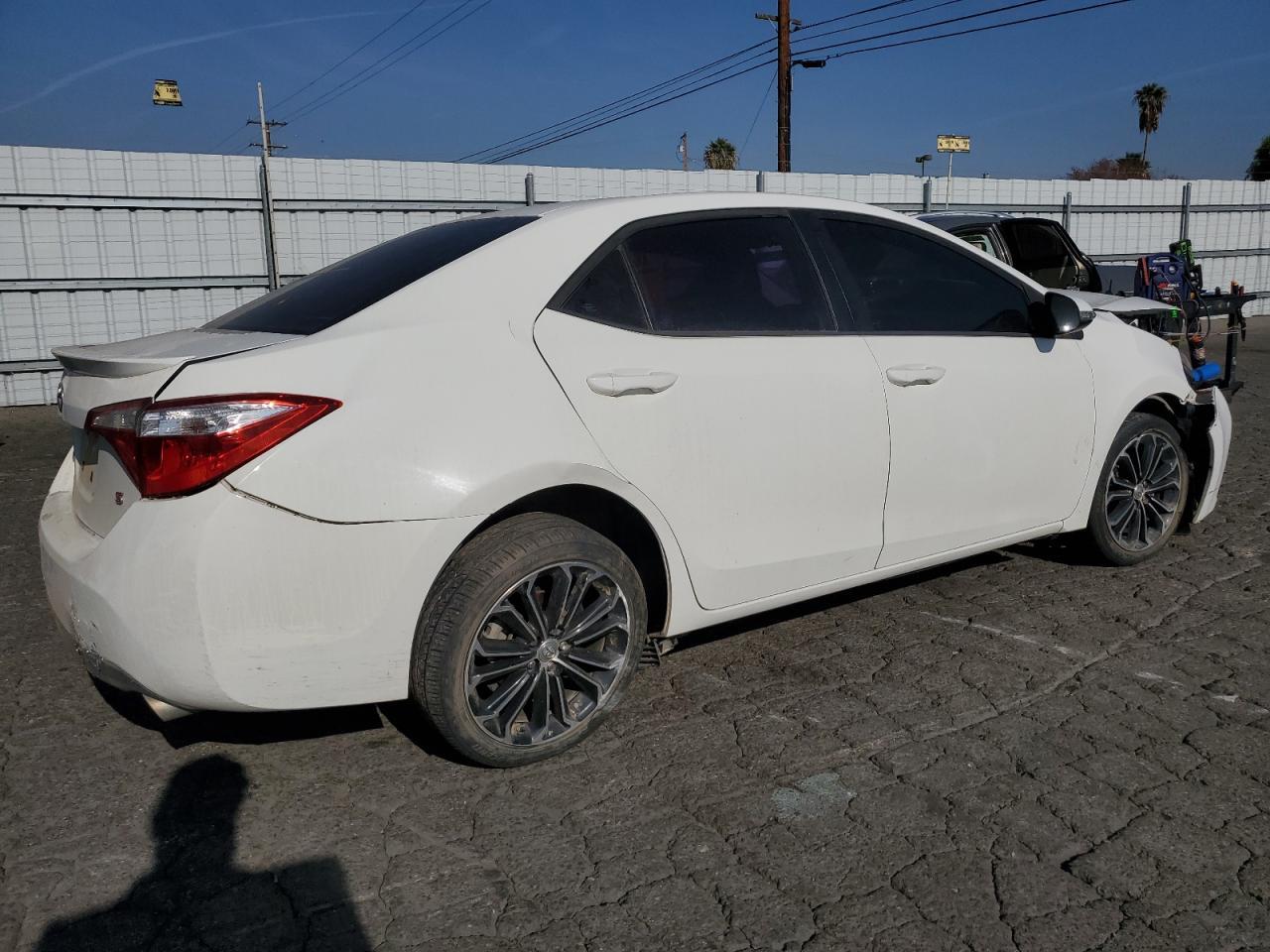2015 TOYOTA COROLLA L - Image 3