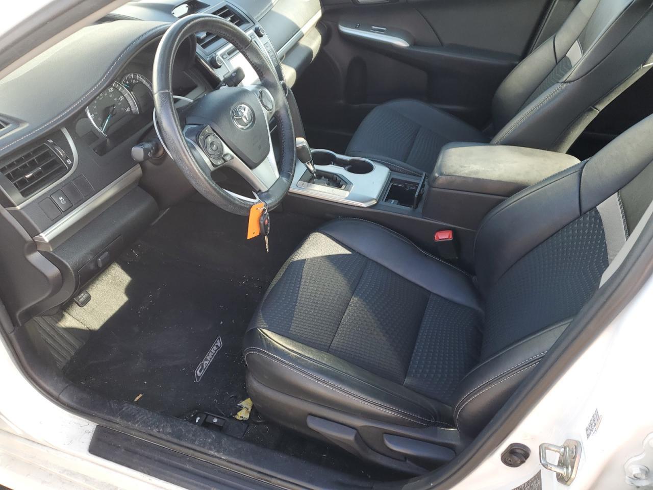 2014 TOYOTA CAMRY L - Image 7
