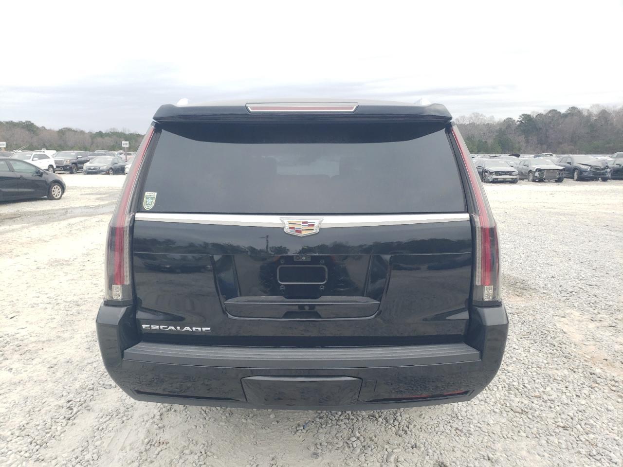 2017 CADILLAC ESCALADE E - Image 6