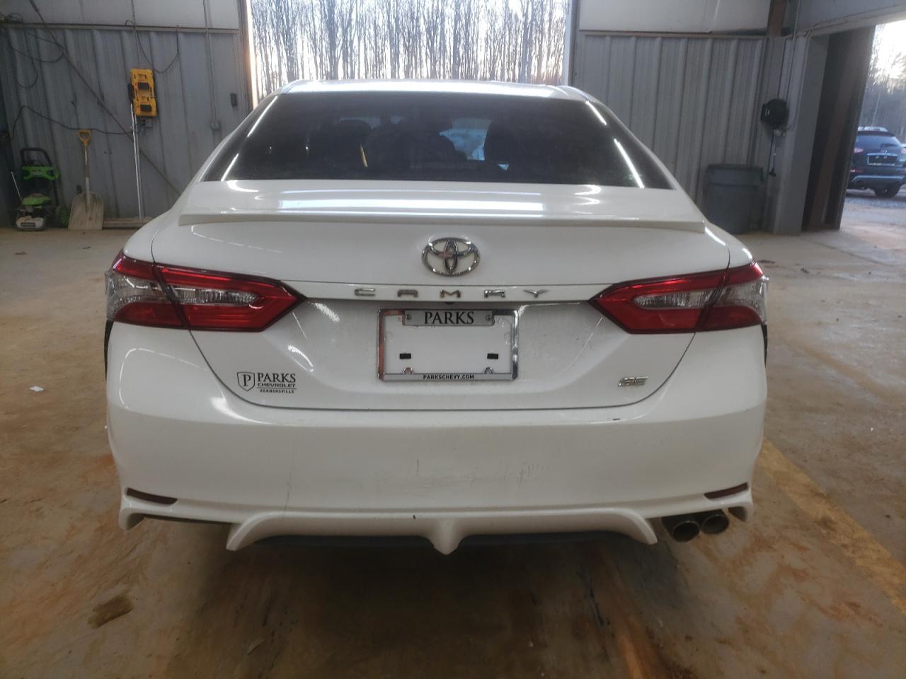 2018 TOYOTA CAMRY L - Image 6