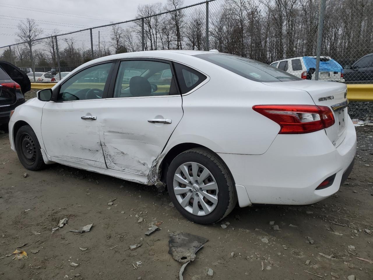 2017 NISSAN SENTRA S - Фото 2