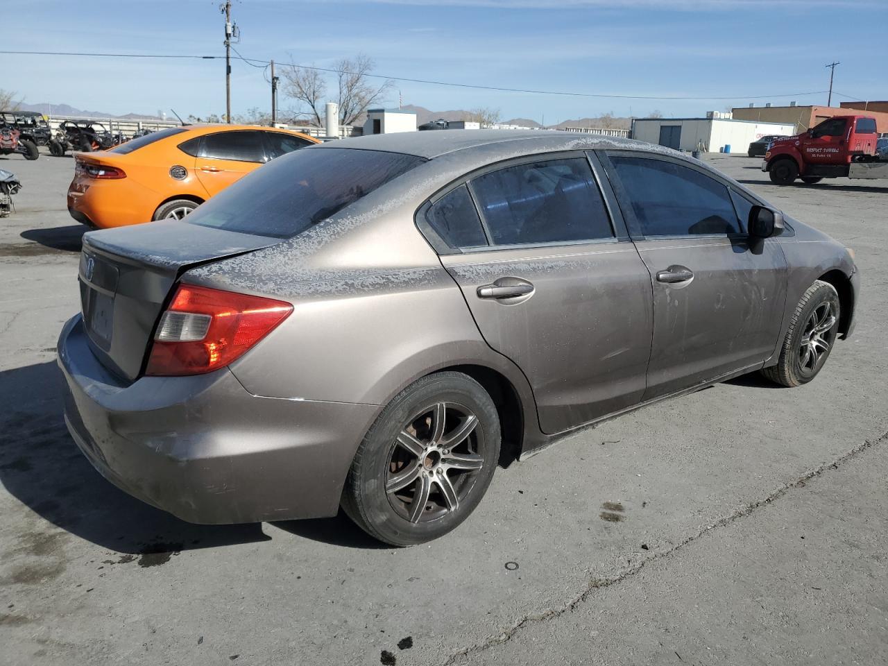 2012 HONDA CIVIC LX - Фото 3