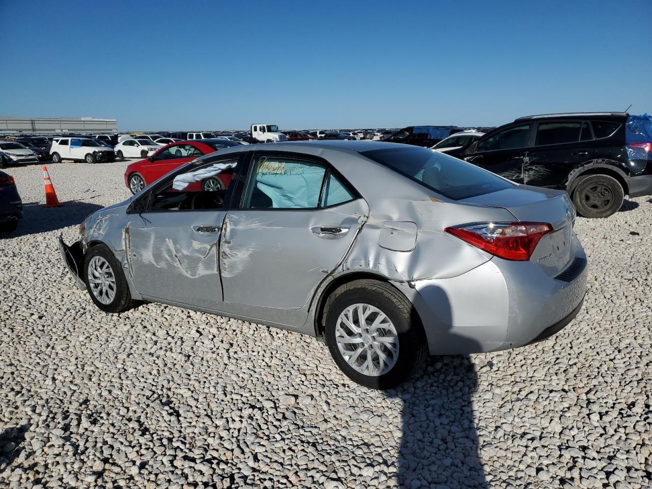 2019 TOYOTA COROLLA L - Image 2
