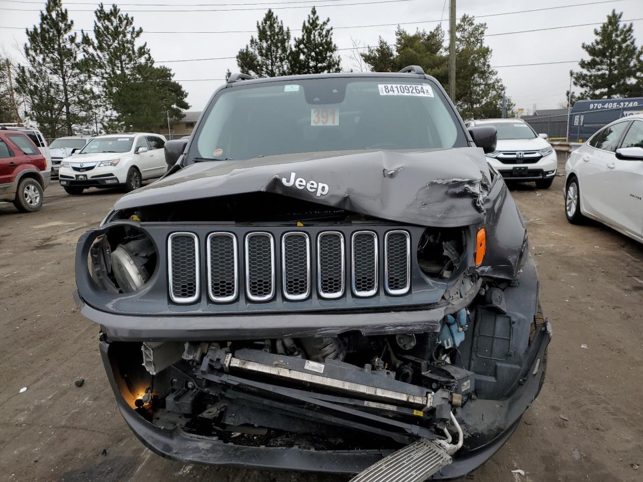 2017 JEEP RENEGADE L - Image 5