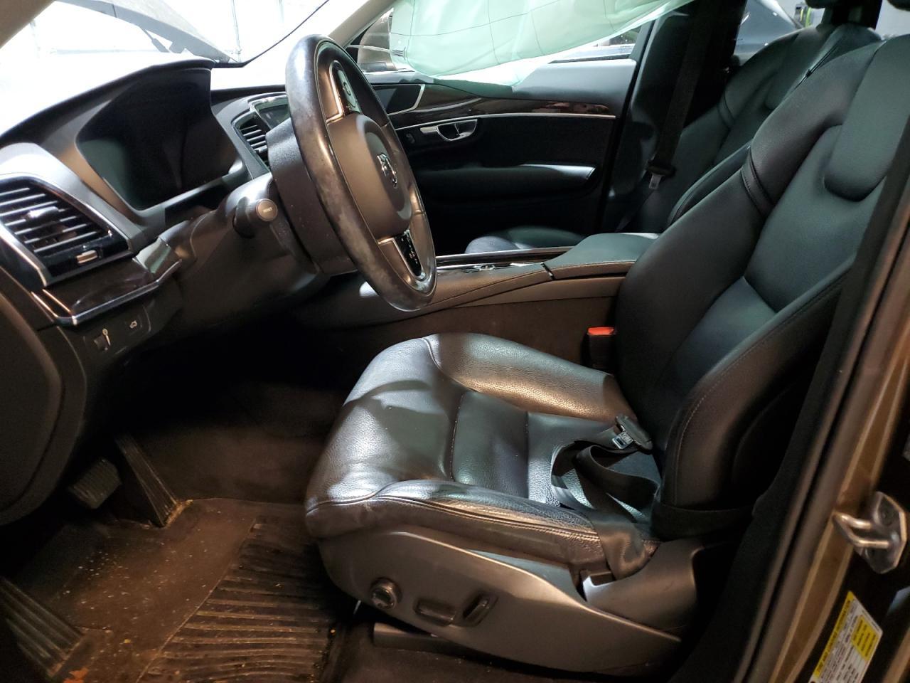 2016 VOLVO XC90 T6 - Фото 7
