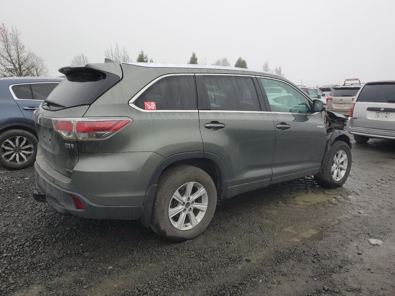2015 TOYOTA HIGHLANDER - Image 3