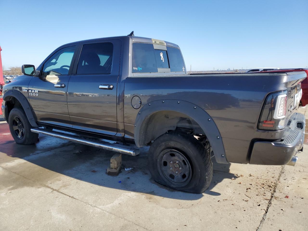 2015 RAM 1500 SLT - Image 2