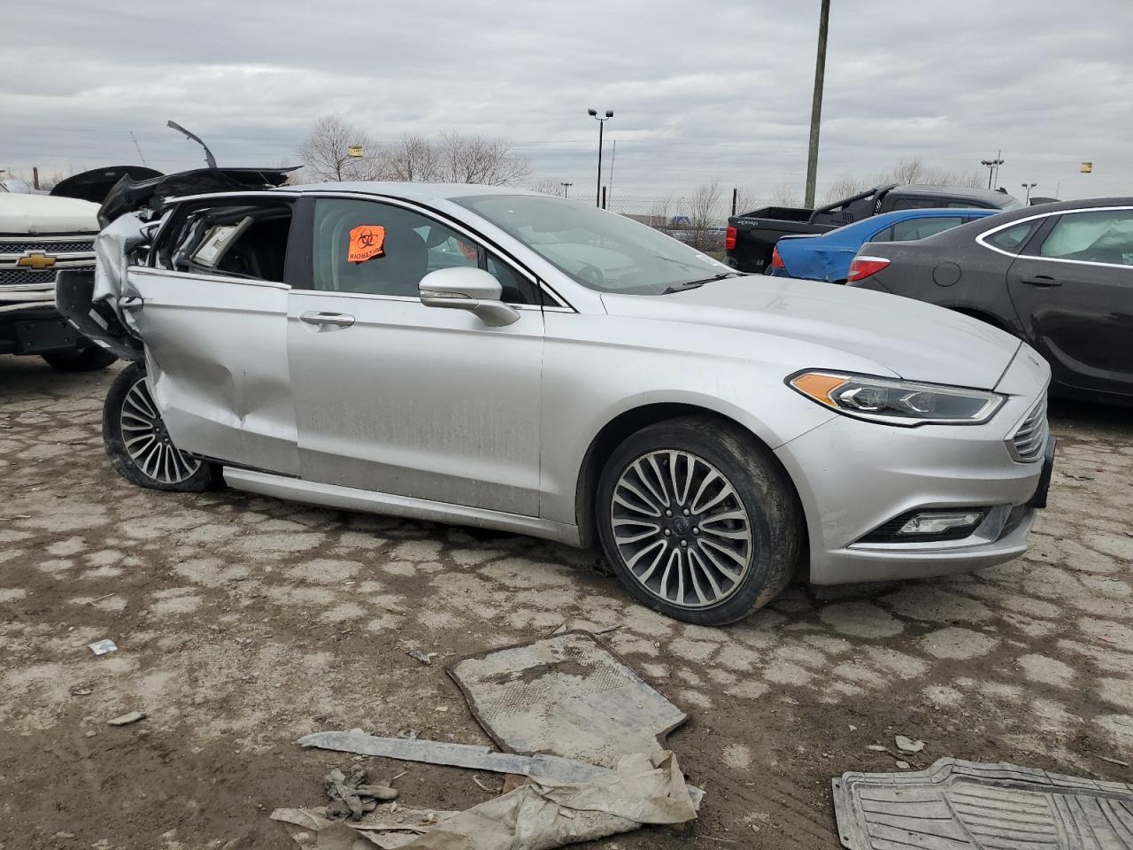 2017 FORD FUSION SE - Image 4