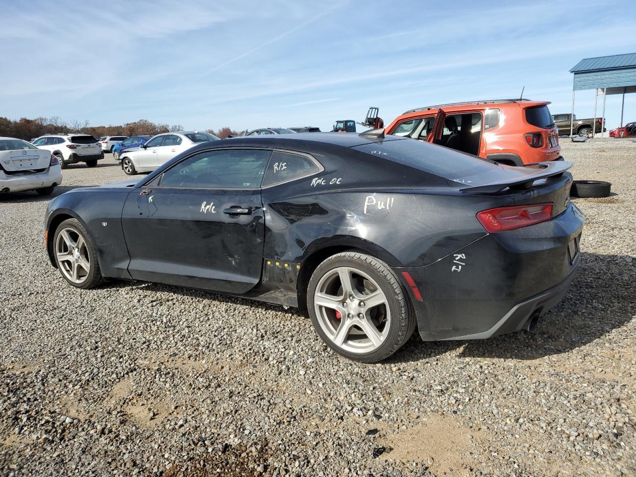 2018 CHEVROLET CAMARO LT - Image 2