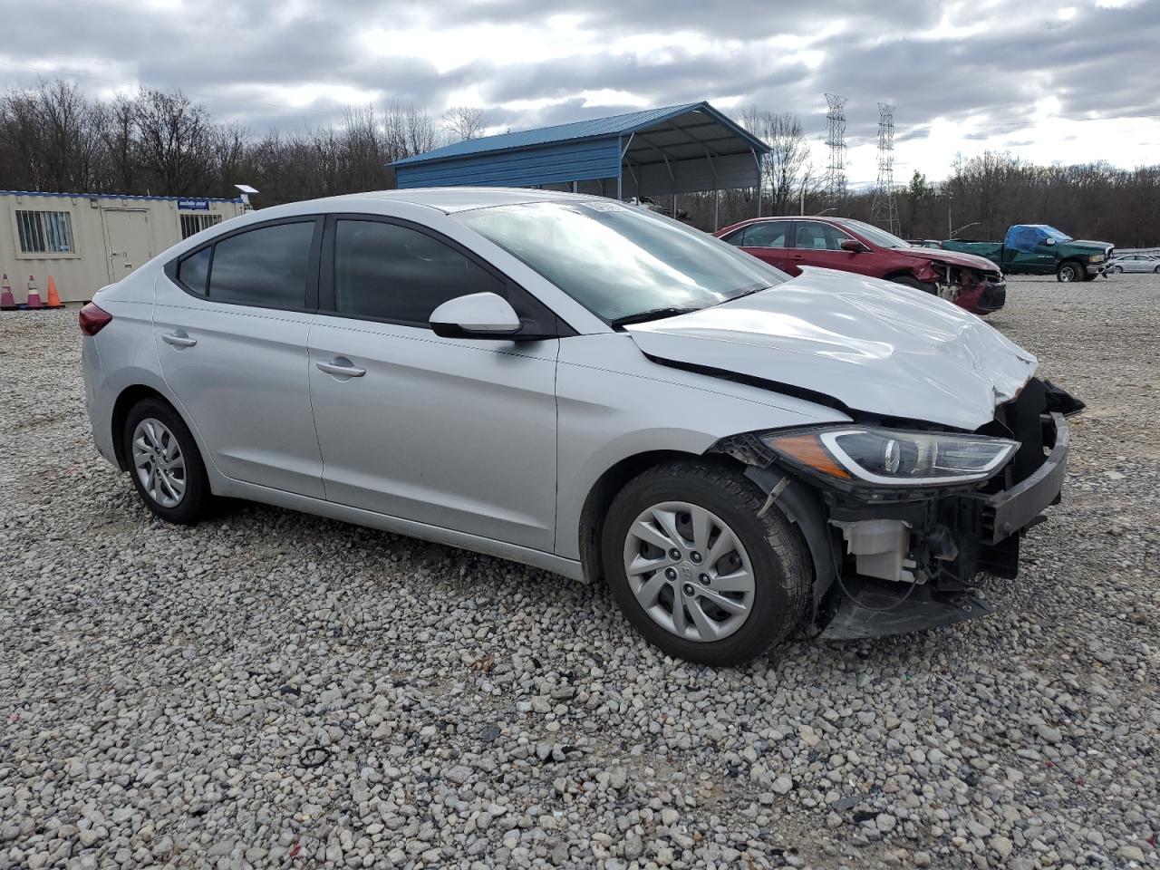 2018 HYUNDAI ELANTRA SE - Фото 4