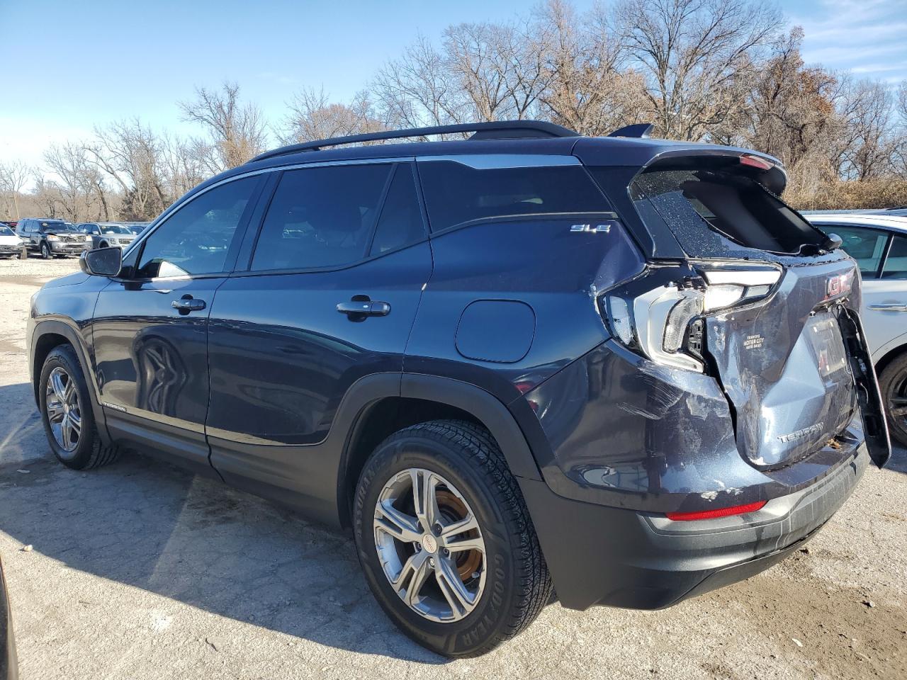 2018 GMC TERRAIN SL - Фото 2