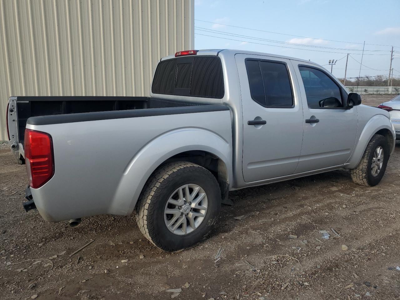 2019 NISSAN FRONTIER S - Фото 3