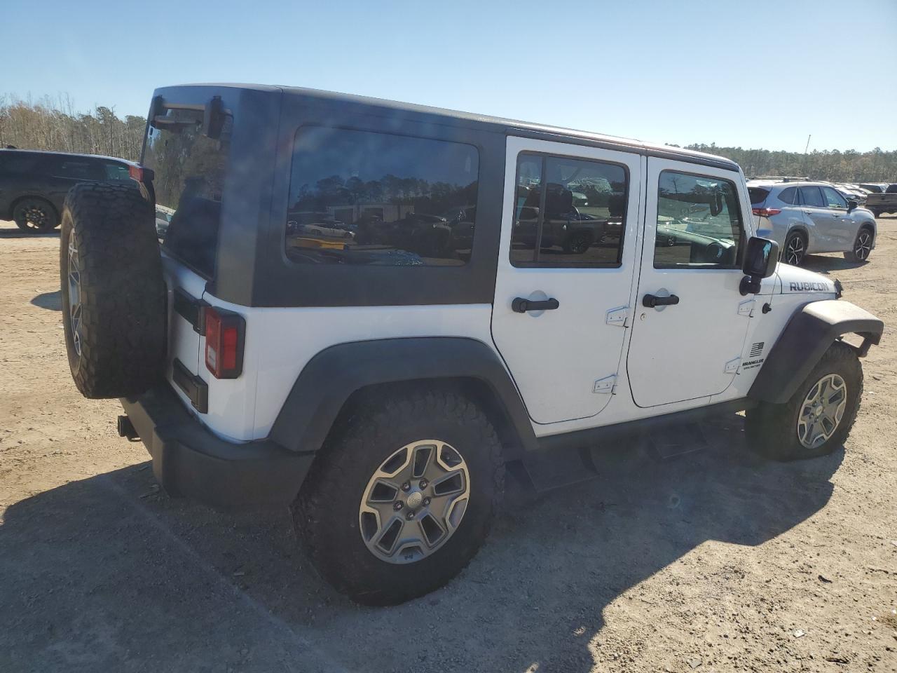 2017 JEEP WRANGLER U - Image 3