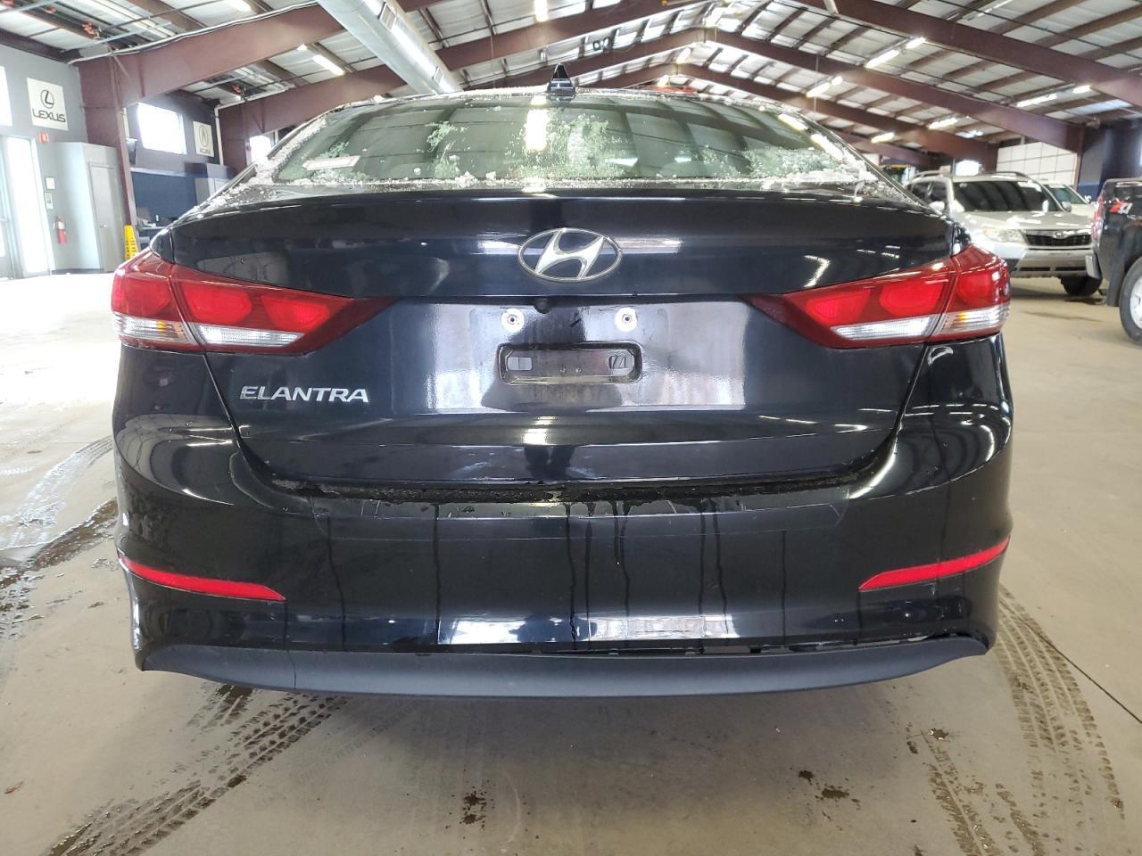 2018 HYUNDAI ELANTRA SE - Image 6