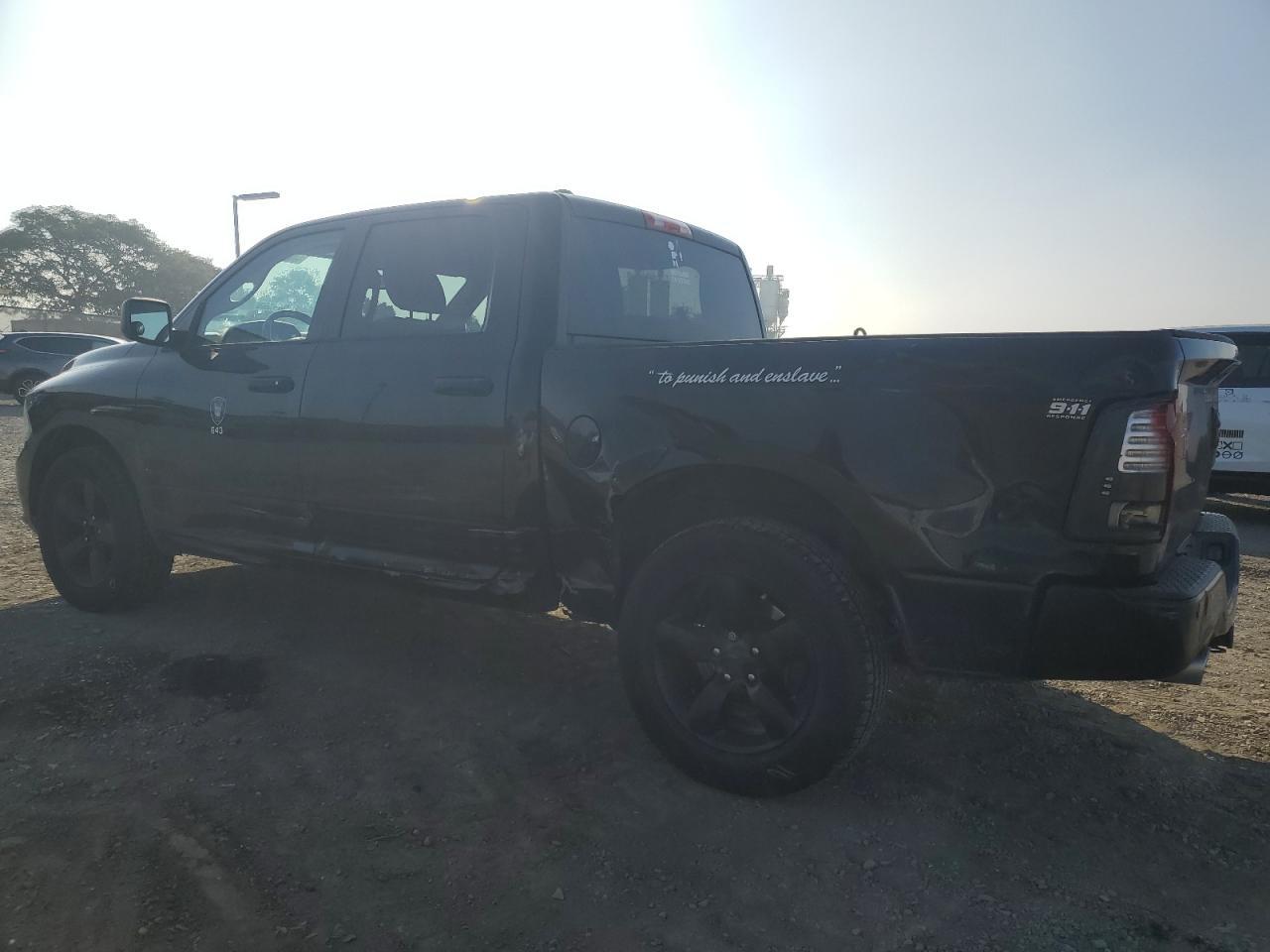 2014 RAM 1500 ST - Фото 2