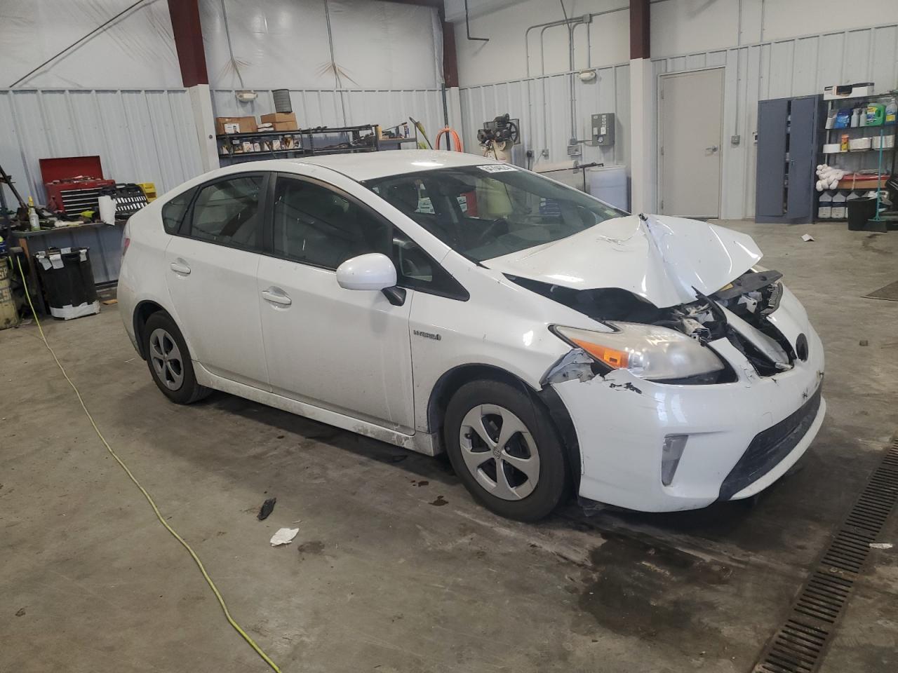 2013 TOYOTA PRIUS - Image 4
