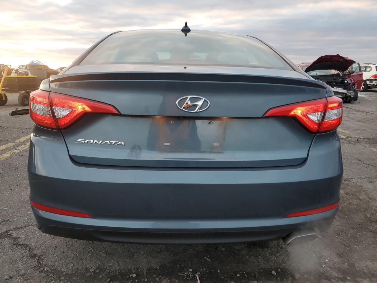2017 HYUNDAI SONATA SE - Фото 6
