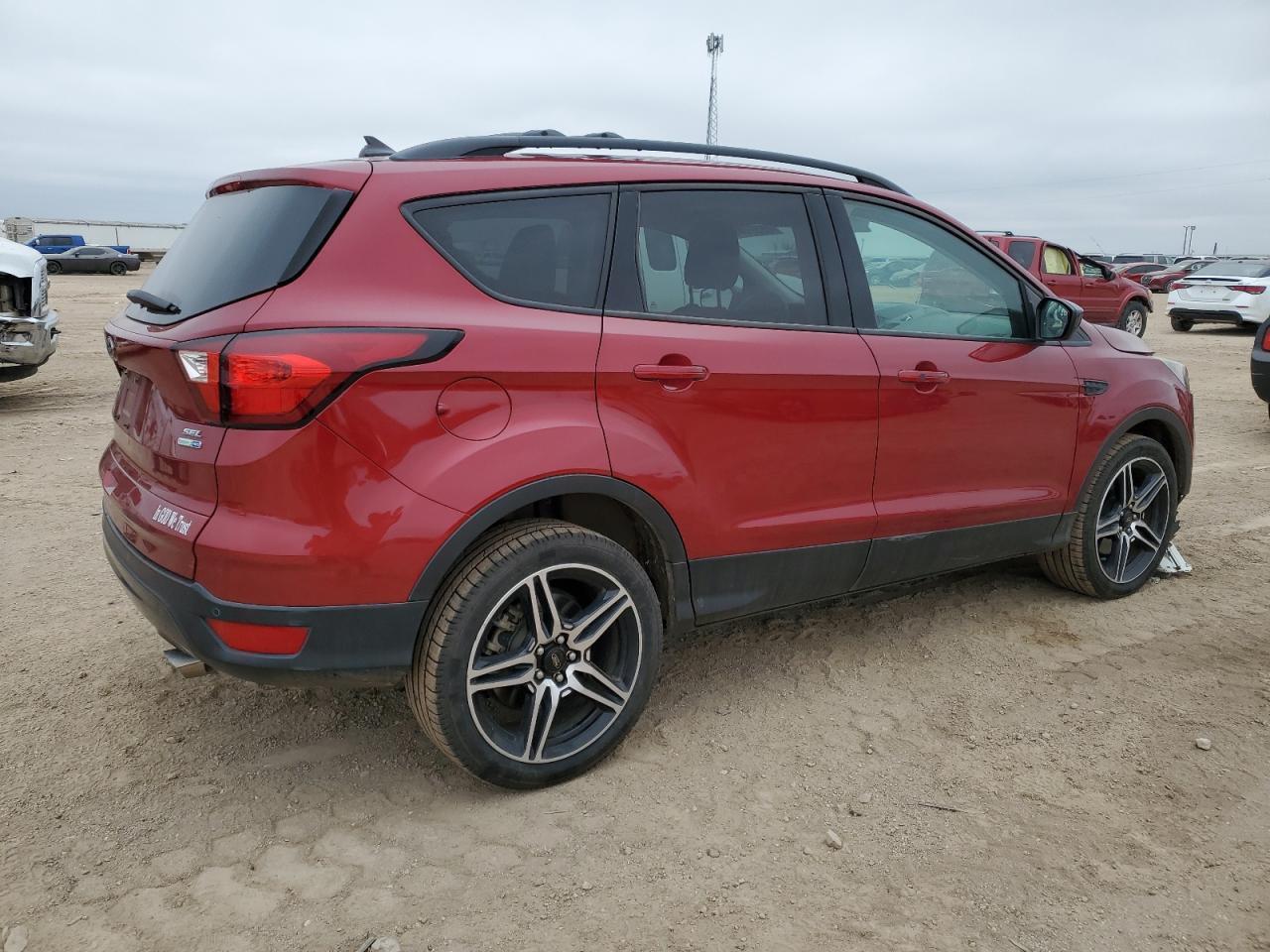 2019 FORD ESCAPE SEL - Фото 3
