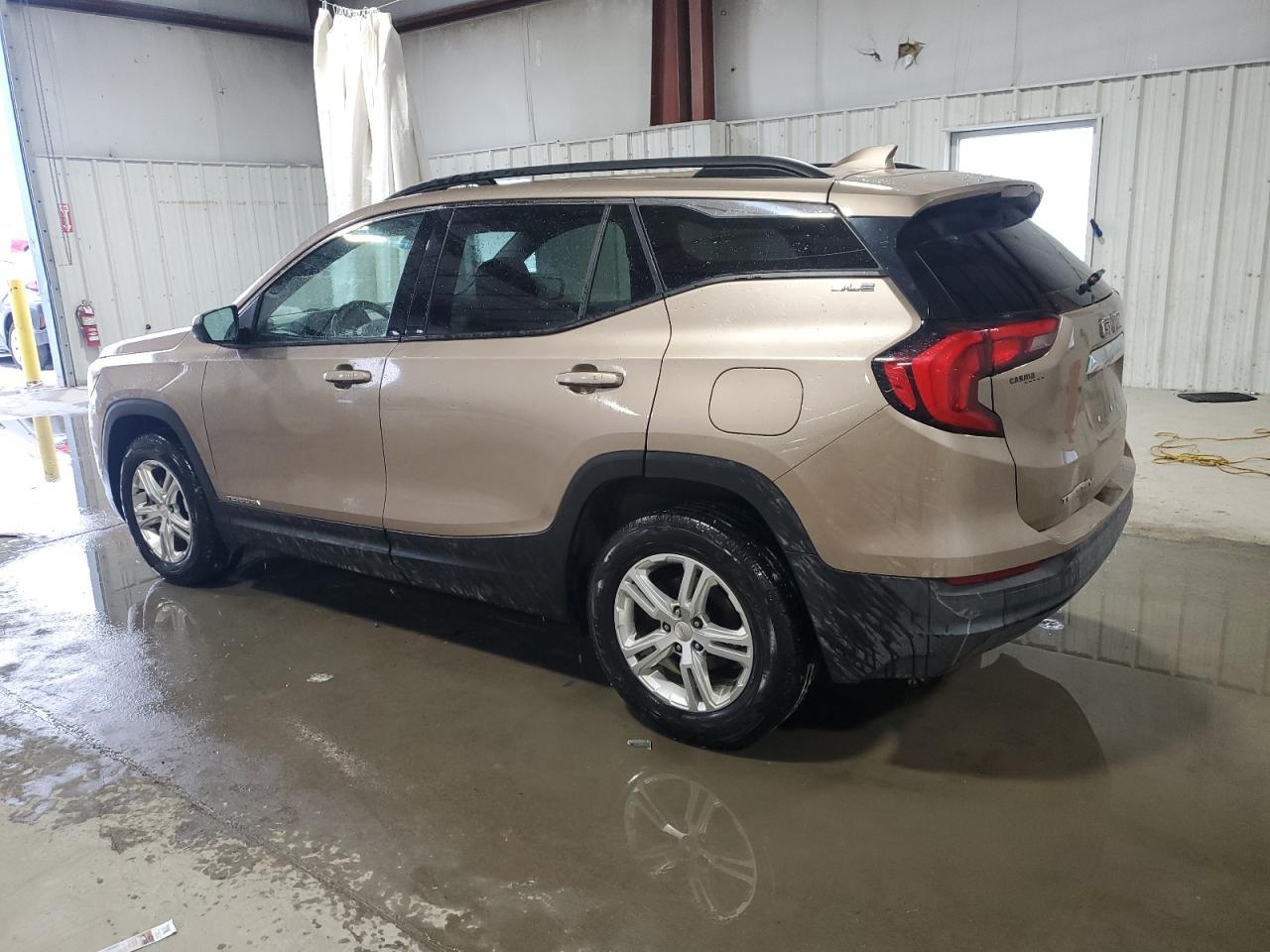 2018 GMC TERRAIN SL - Image 2