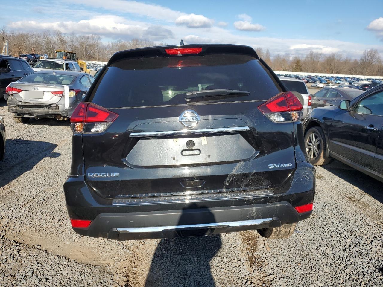 2018 NISSAN ROGUE S - Фото 6
