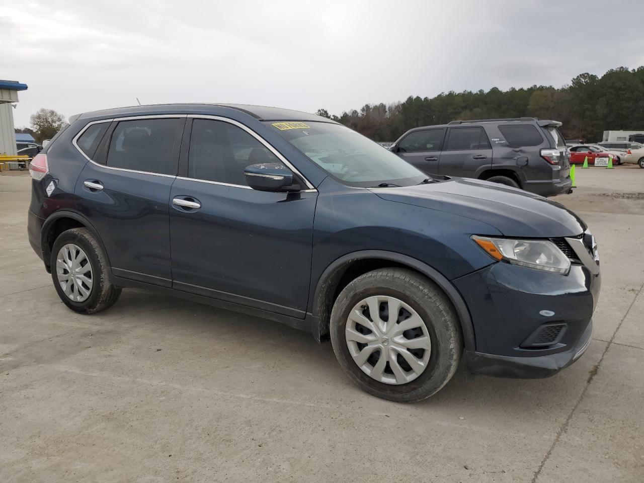 2015 NISSAN ROGUE S - Image 4