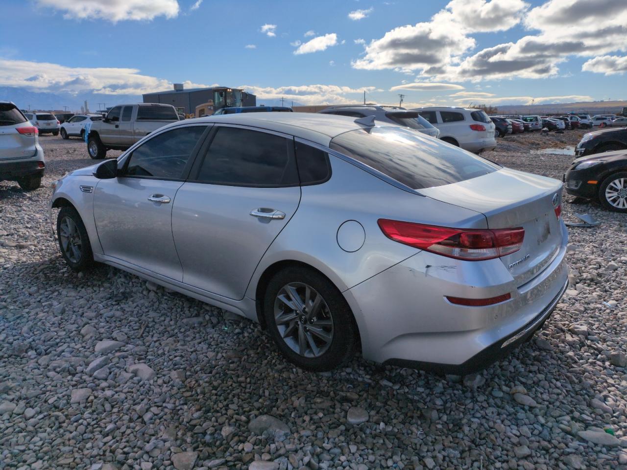 2019 KIA OPTIMA LX - Фото 2